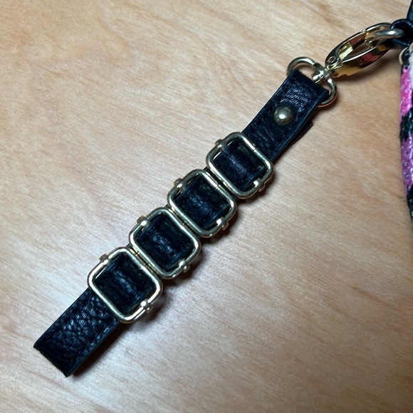 Olivia & Joy Clutch - Picture 7 of 7